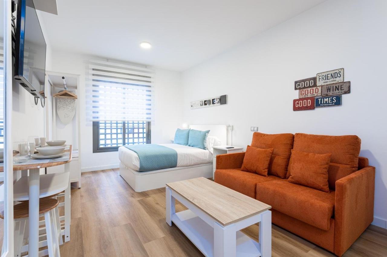 Apartments Holidays2Malaga City Center Екстериор снимка