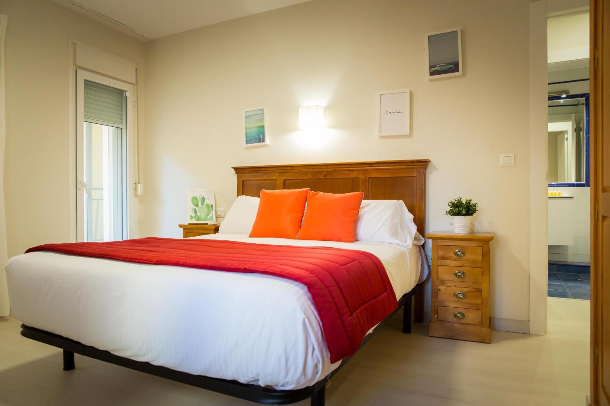 Apartments Holidays2Malaga City Center Екстериор снимка