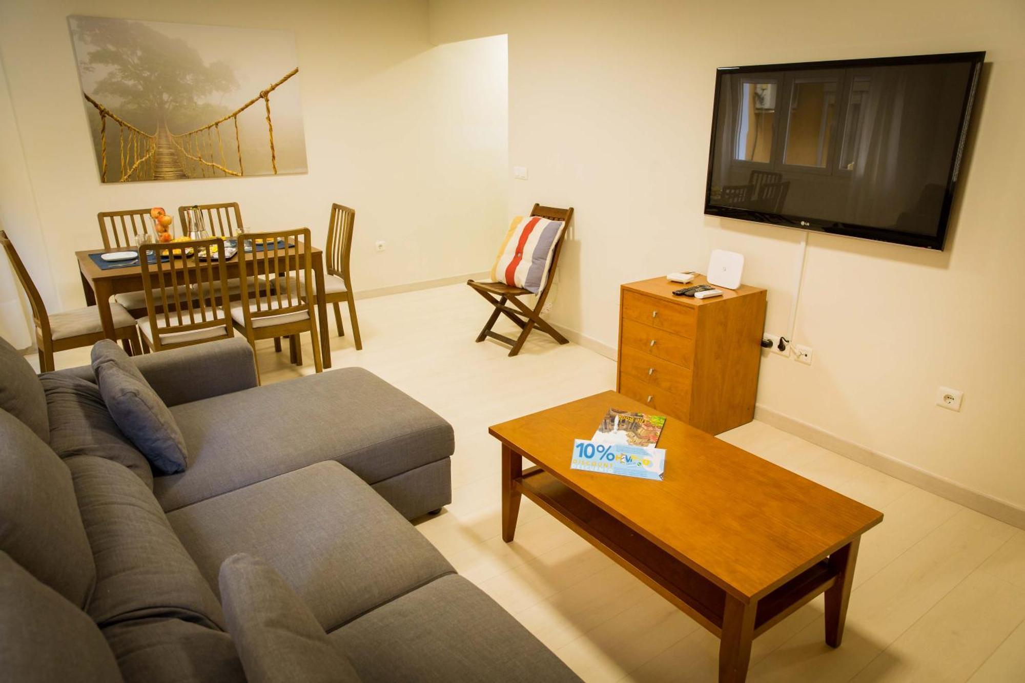 Apartments Holidays2Malaga City Center Екстериор снимка